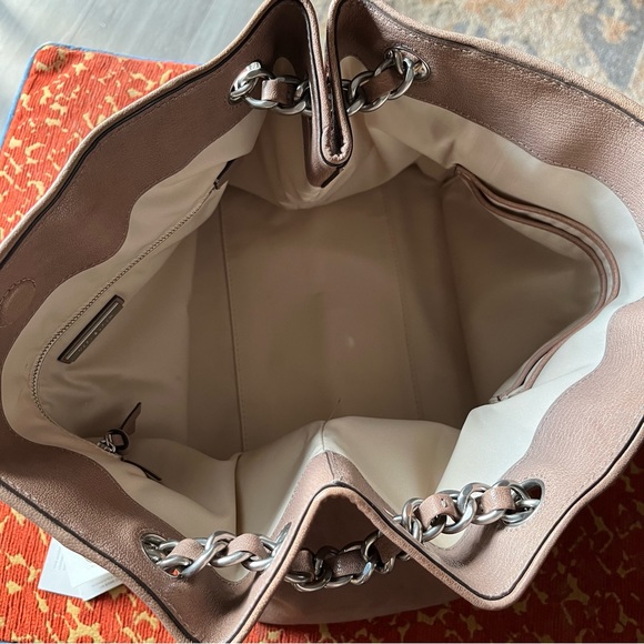 Tory Burch Fleming Tote in Neutral Distressed Leather - Picture 6 of 16